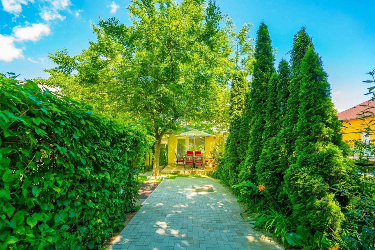Villa Mária Apartman II. Siófok Exterior foto